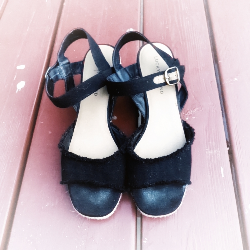 Lucky Brand Women's Black Wedge Espadrille Sandals with Buckle Size 11